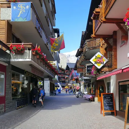 Apartment Amici Appartement-fewo 4-bettwohnung Nr- 4 By Interhome Saas-Fee